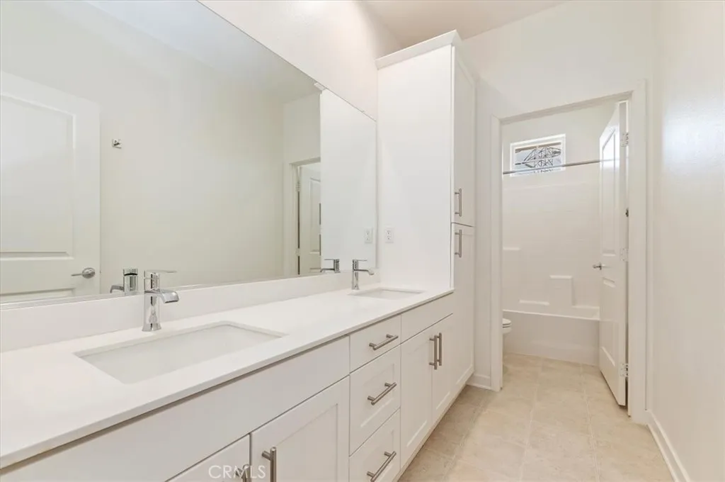 13893 La Pradera Way, Eastvale, California 92880 home-pic-25