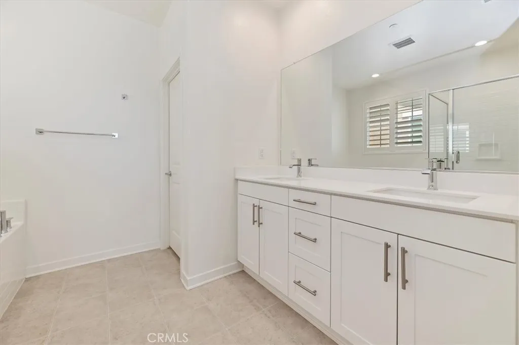13893 La Pradera Way, Eastvale, California 92880 home-pic-31