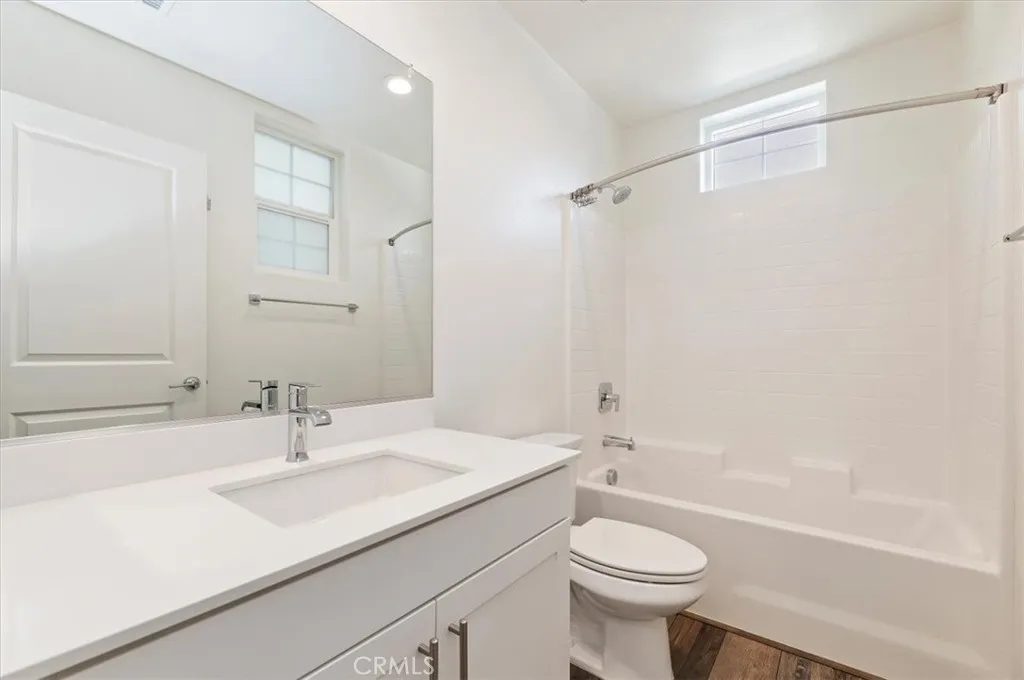 13893 La Pradera Way, Eastvale, California 92880 home-pic-17