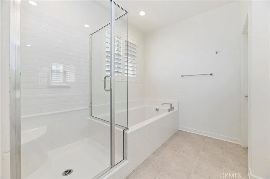 13893 La Pradera Way, Eastvale, California 92880 home-pic-32