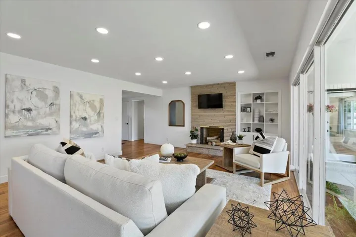 190 W San Martin Avenue, San Martin, California 95046