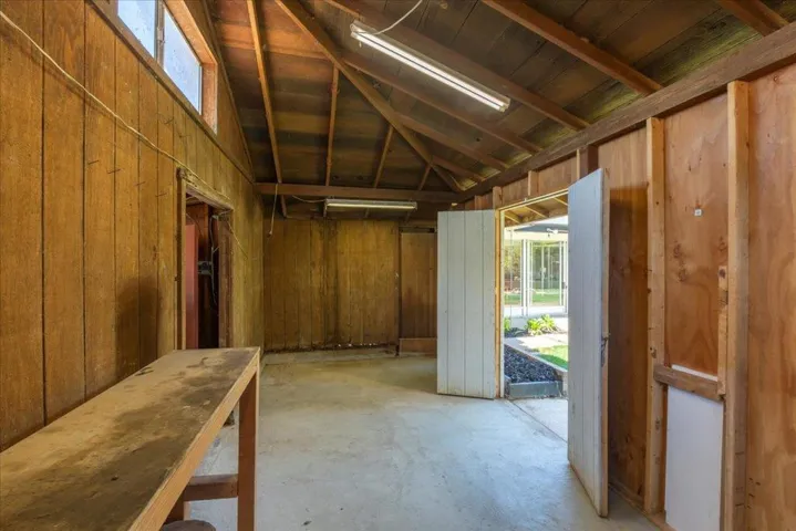 190 W San Martin Avenue, San Martin, California 95046