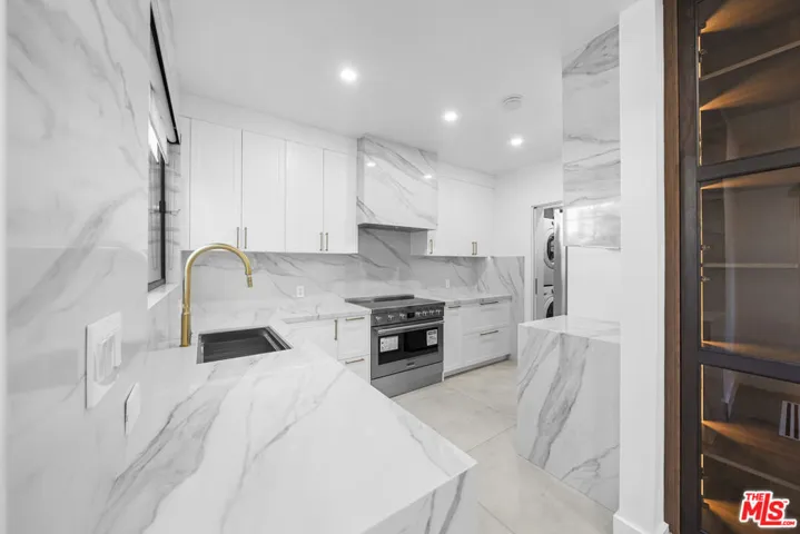 1722 N Vista Street, Los Angeles, California 90046