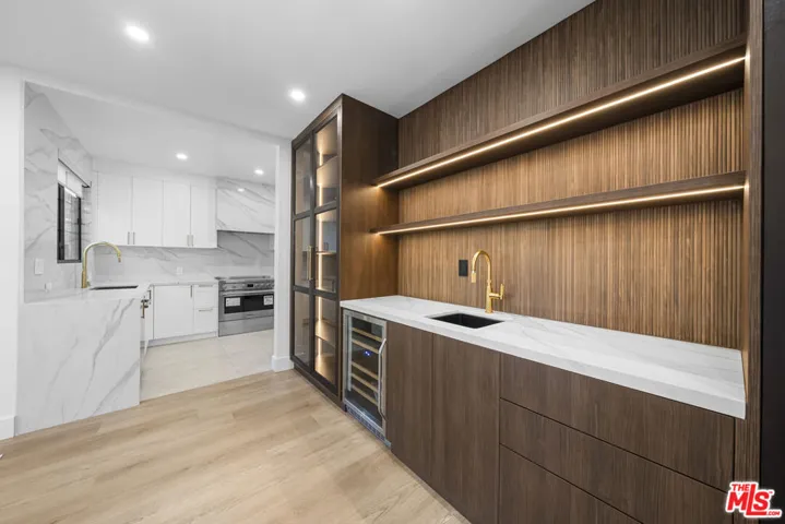 1722 N Vista Street, Los Angeles, California 90046