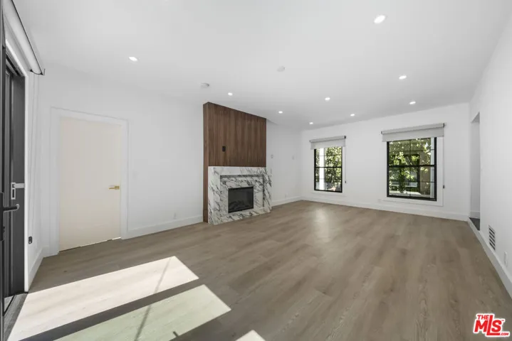 1722 N Vista Street, Los Angeles, California 90046