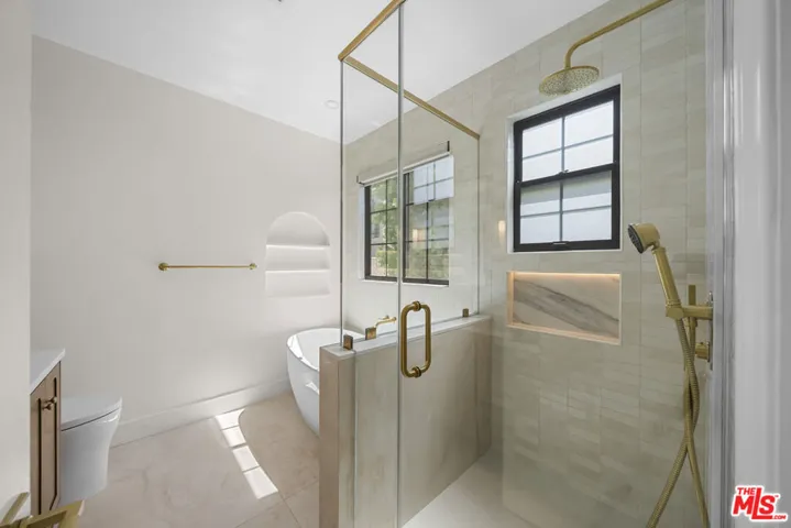 1722 N Vista Street, Los Angeles, California 90046