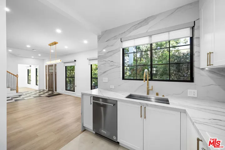 1722 N Vista Street, Los Angeles, California 90046