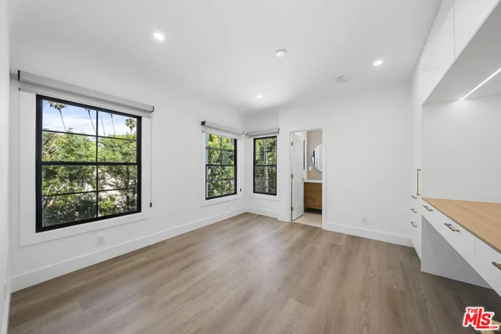 1722 N Vista Street, Los Angeles, California 90046