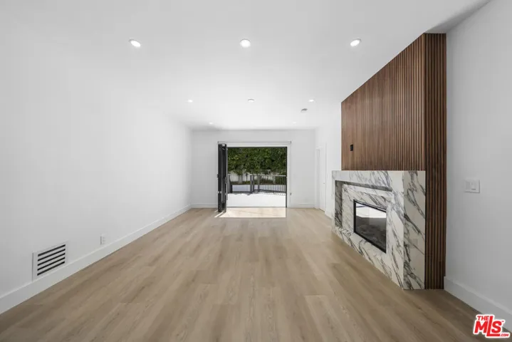 1722 N Vista Street, Los Angeles, California 90046