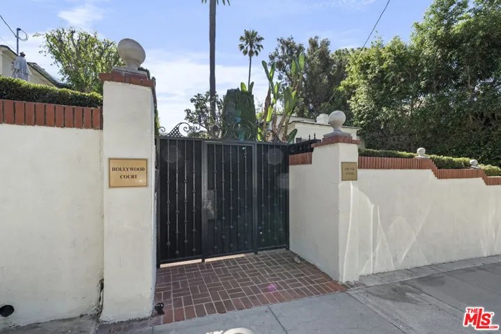 1722 N Vista Street, Los Angeles, California 90046
