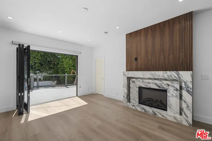 1722 N Vista Street, Los Angeles, California 90046