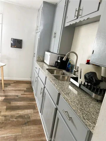 4256 W 106th Street, Inglewood, California 90304
