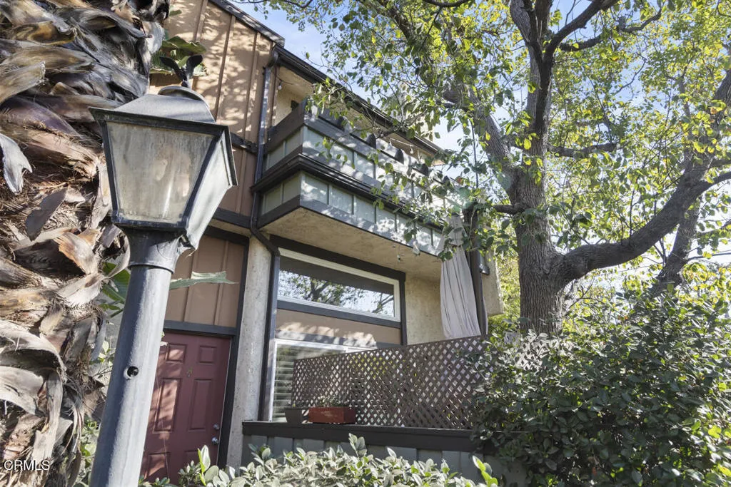 13561 Valerio St A, Van Nuys, California 91405 home-pic-22