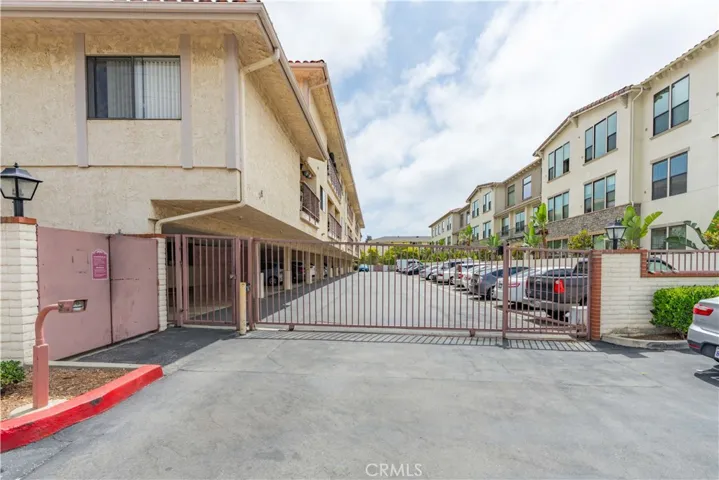 18900 Delaware Street 234, Huntington Beach, California 92648