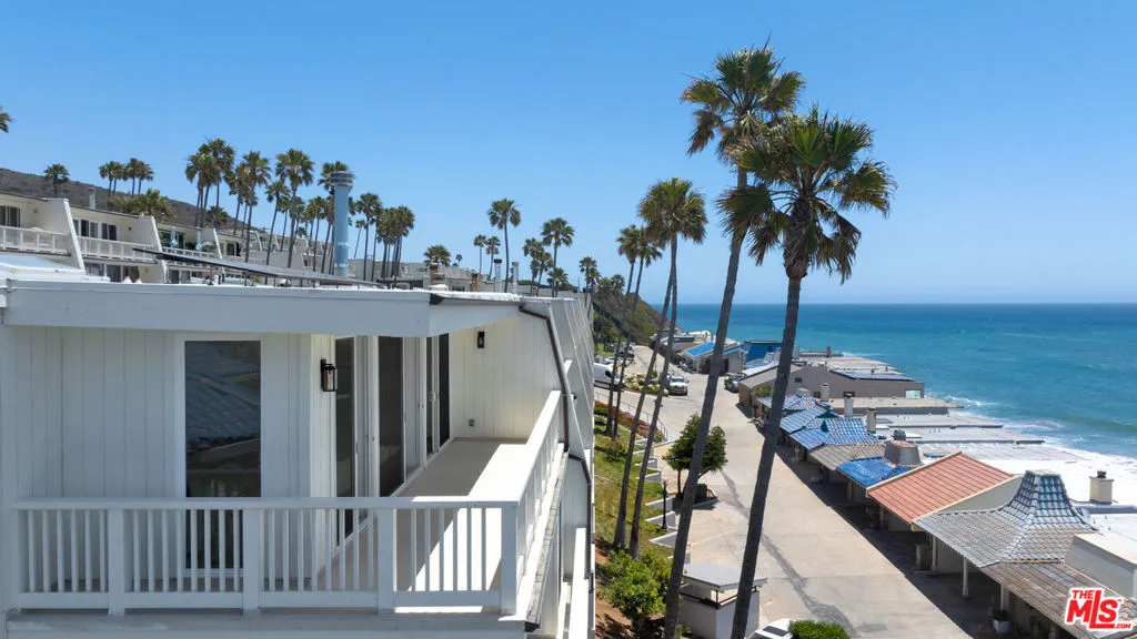 11836 Ebb Tide Lane, Malibu, California 90265 home-pic-9