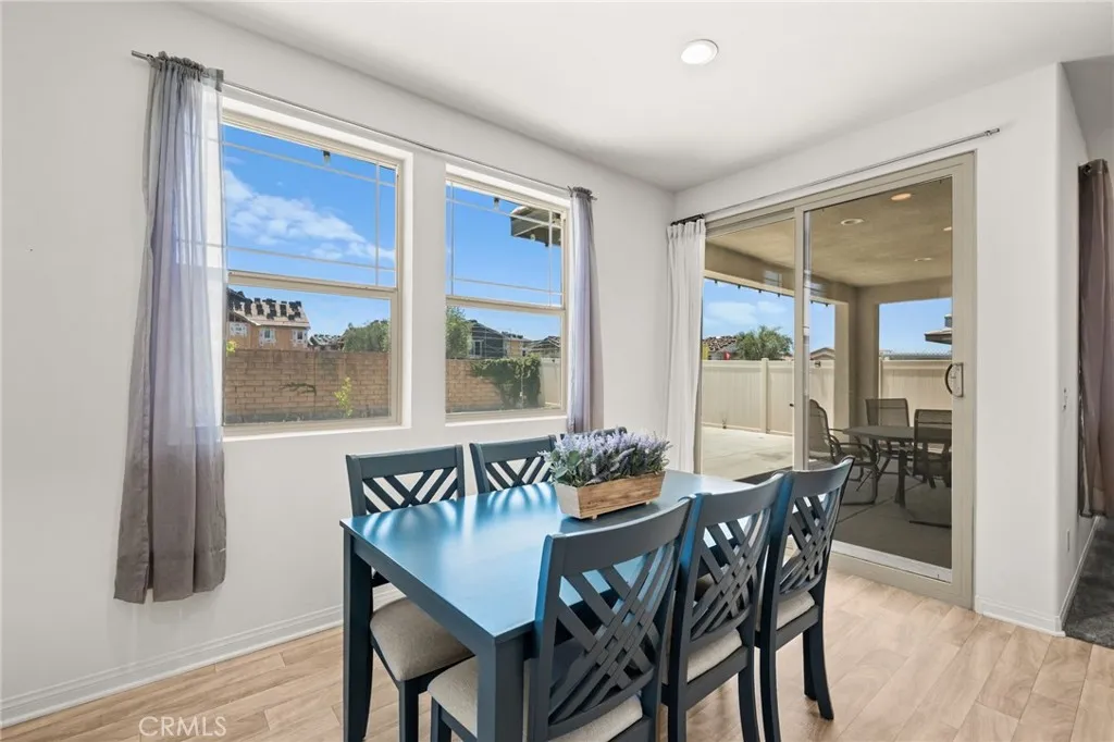 32171 Dymondia Way, Temecula, California 92591 home-pic-18