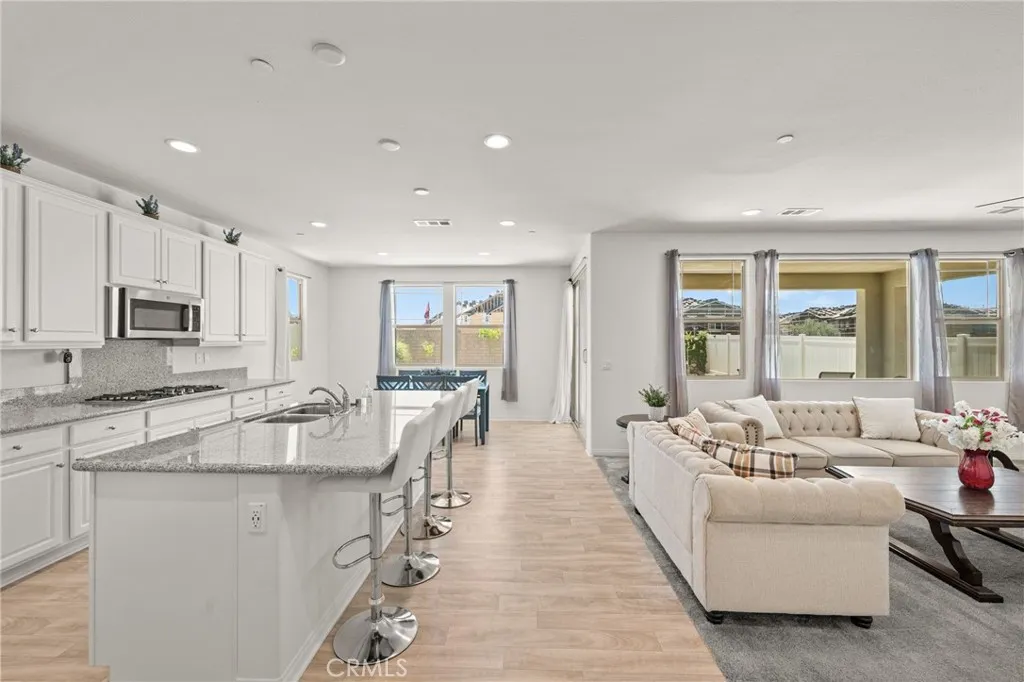 32171 Dymondia Way, Temecula, California 92591 home-pic-22