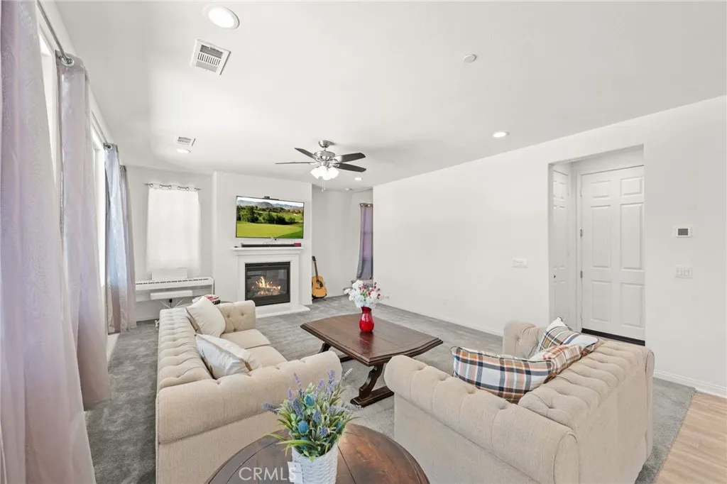 32171 Dymondia Way, Temecula, California 92591 home-pic-19