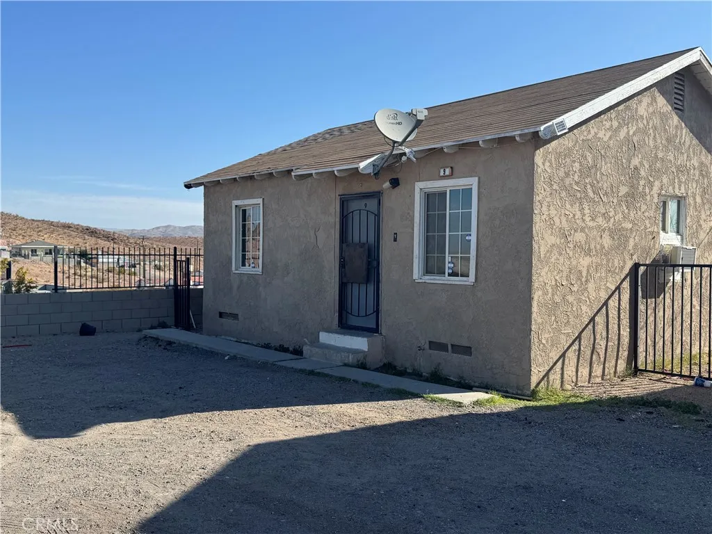 401 W Fredricks Street, Barstow, California 92311 home-pic-0