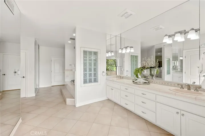 417 W Las Palmas Drive, Fullerton, California 92835