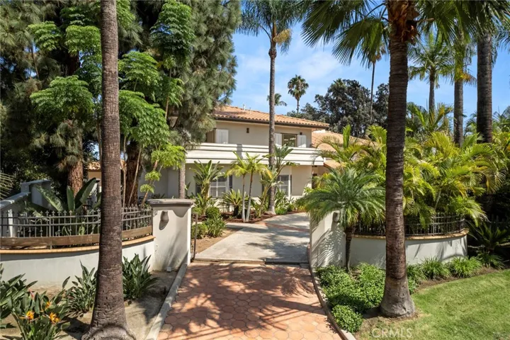 417 W Las Palmas Drive, Fullerton, California 92835