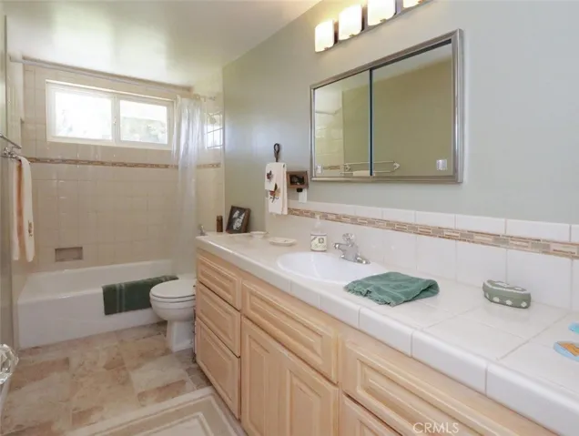 27056 Shorewood Road, Rancho Palos Verdes, California 90275