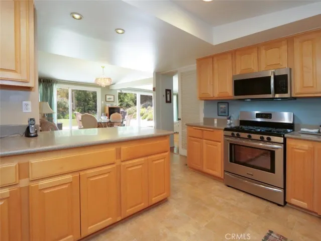 27056 Shorewood Road, Rancho Palos Verdes, California 90275