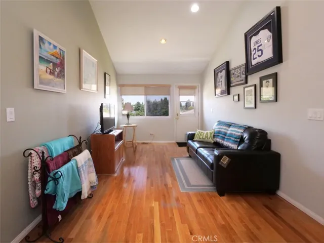 27056 Shorewood Road, Rancho Palos Verdes, California 90275