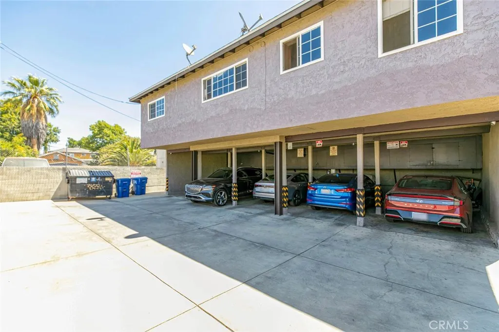 6923 Ben Avenue, North Hollywood, California 91605 home-pic-8