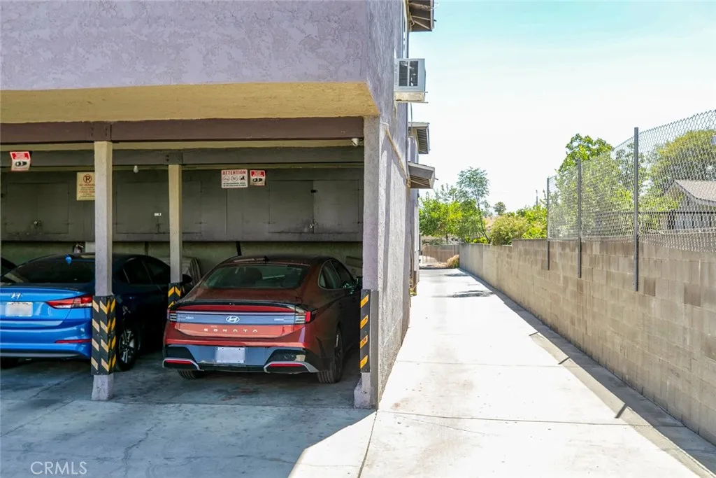 6923 Ben Avenue, North Hollywood, California 91605 home-pic-9