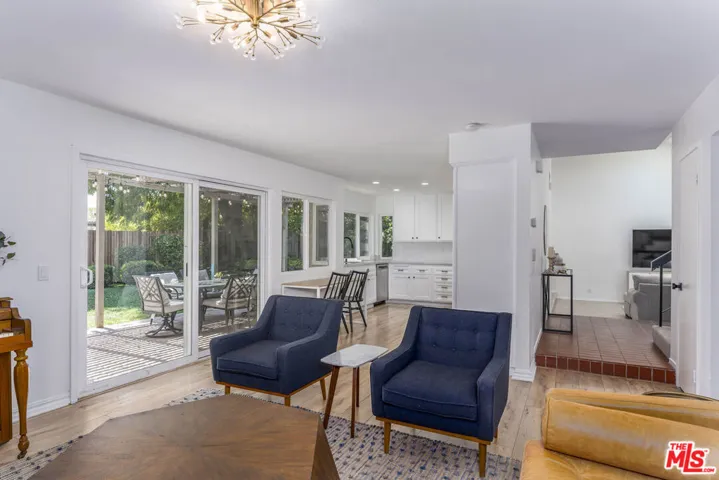 212 Cedar Heights Drive, Thousand Oaks, California 91360