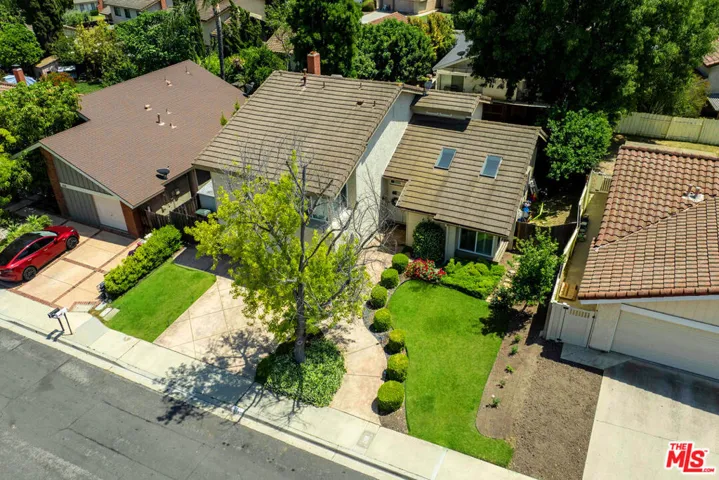 212 Cedar Heights Drive, Thousand Oaks, California 91360