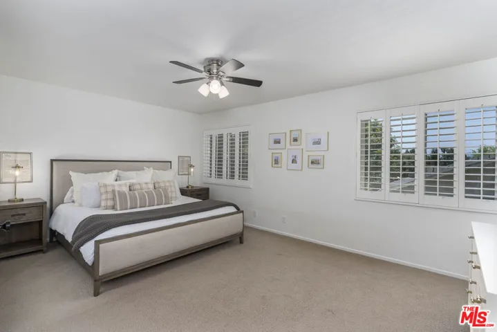 212 Cedar Heights Drive, Thousand Oaks, California 91360
