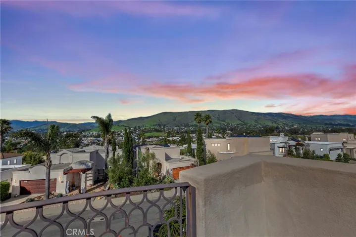 505 Bluerock Drive, San Luis Obispo, California 93401