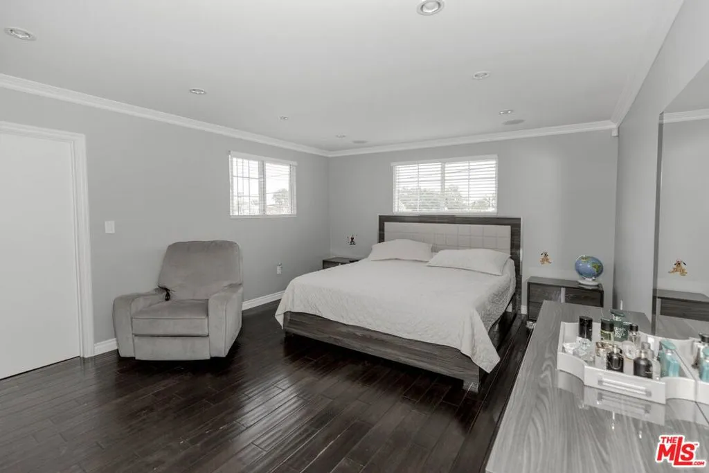 12643 Elkwood Street, North Hollywood, California 91605 home-pic-35