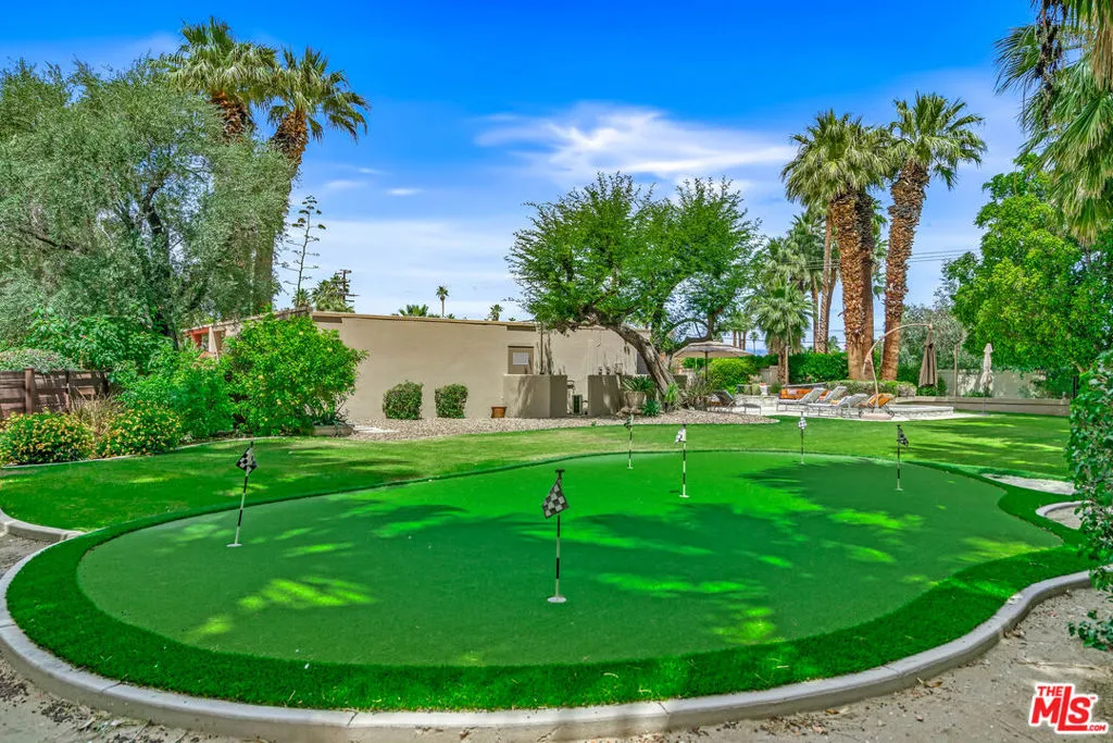 Putting green