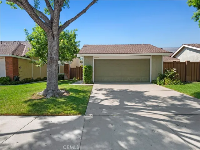 Front of the house & driveway