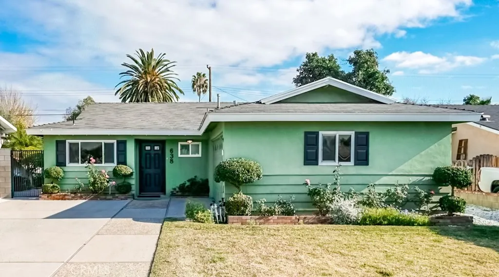 638 W Glen Lyn Drive, Glendora, California 91740, 4 Bedrooms Bedrooms, ,2 BathroomsBathrooms,Residential Lease,For Rent,Glen Lyn,CV25158988