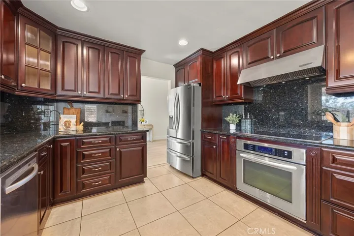 2260 Ardemore Drive, Fullerton, California 92833