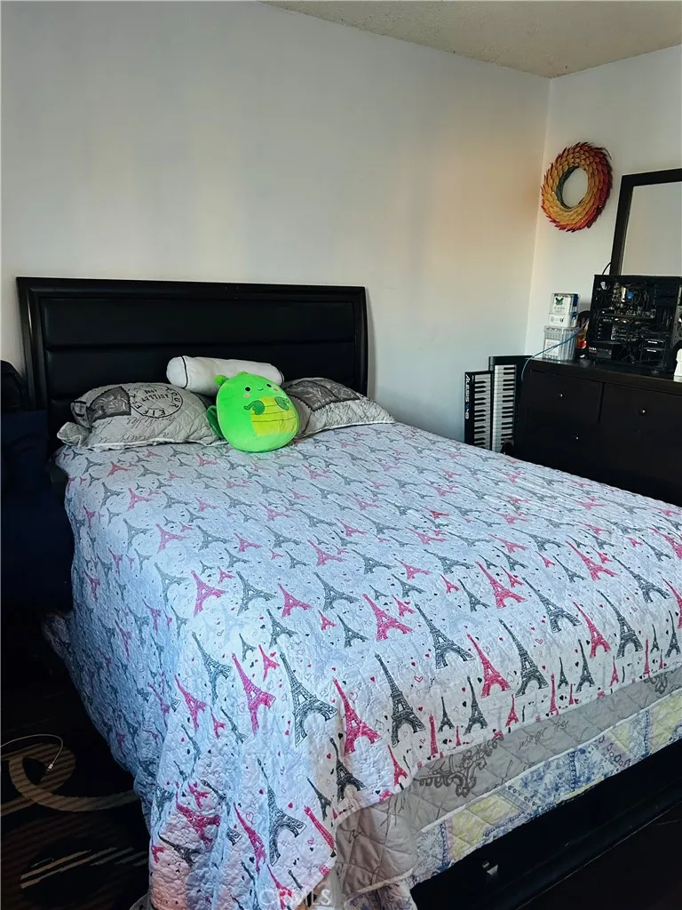 40 Camelback Avenue S 46, Carson, California 90745 home-pic-9