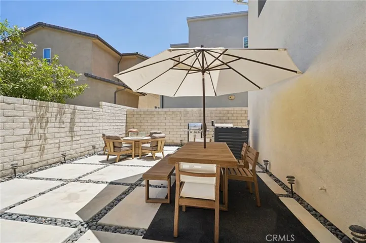 27008 Declaration Road, Valencia, California 91381