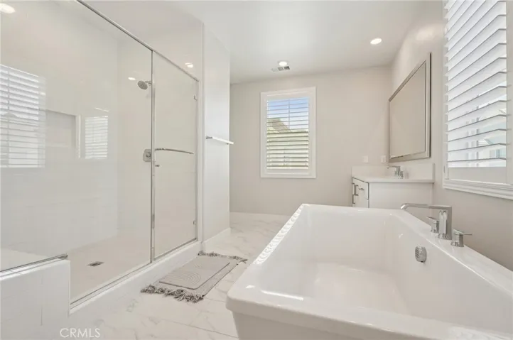 27008 Declaration Road, Valencia, California 91381
