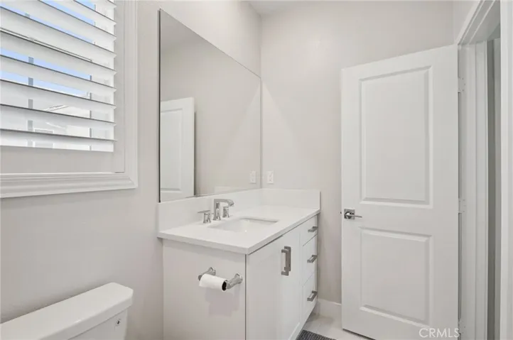 27008 Declaration Road, Valencia, California 91381