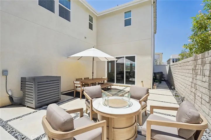 27008 Declaration Road, Valencia, California 91381