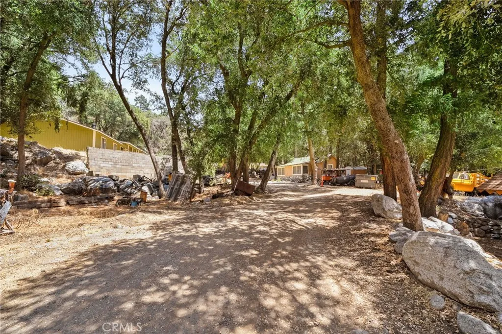 501 S Mountain Avenue, Mt Baldy, California 91759 home-pic-7