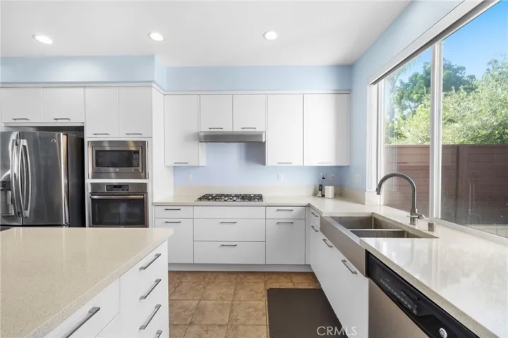 1273 Westreef, Costa Mesa, California 92627
