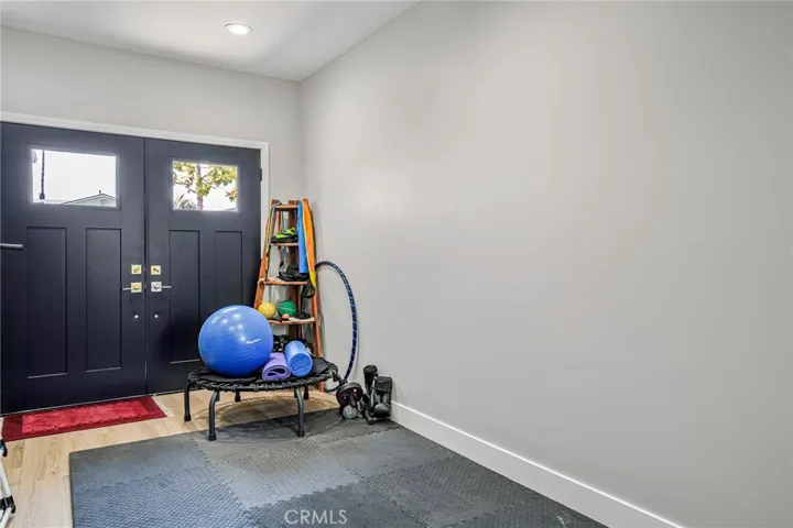 4875 W 138th Street, Hawthorne, California 90250