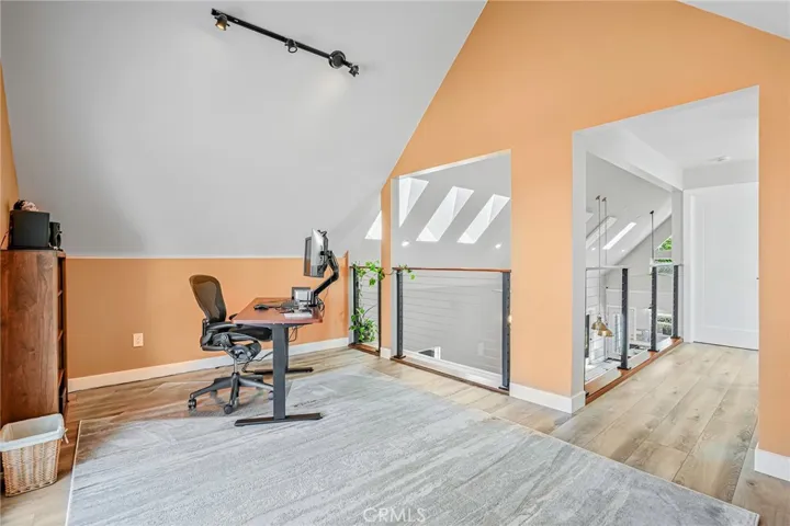 4875 W 138th Street, Hawthorne, California 90250