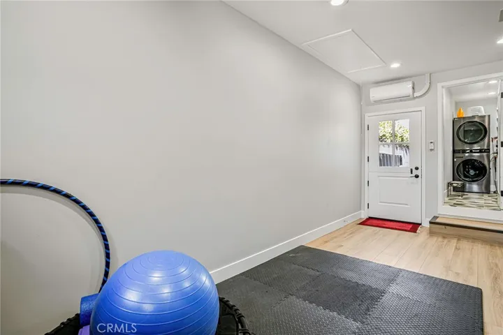 4875 W 138th Street, Hawthorne, California 90250
