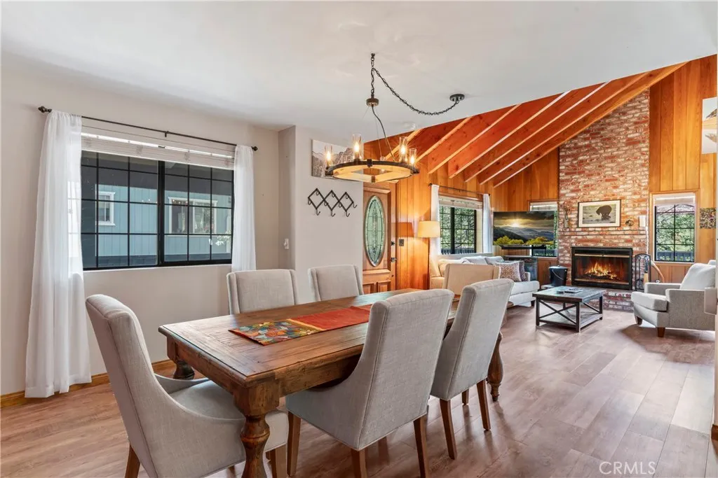 1364 Toronto Drive, Lake Arrowhead, California 92352 home-pic-9